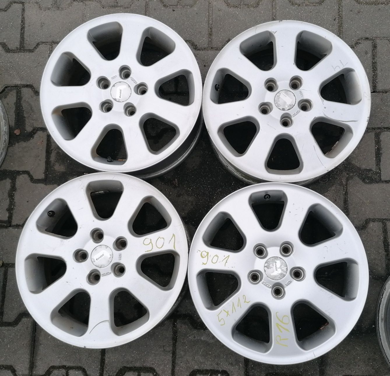 Felgi aluminiowe VW , SKODA , SEAT  5x112  6x16  ET48 Nr.901