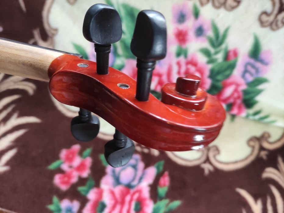 Скрипка 4/4 професійна