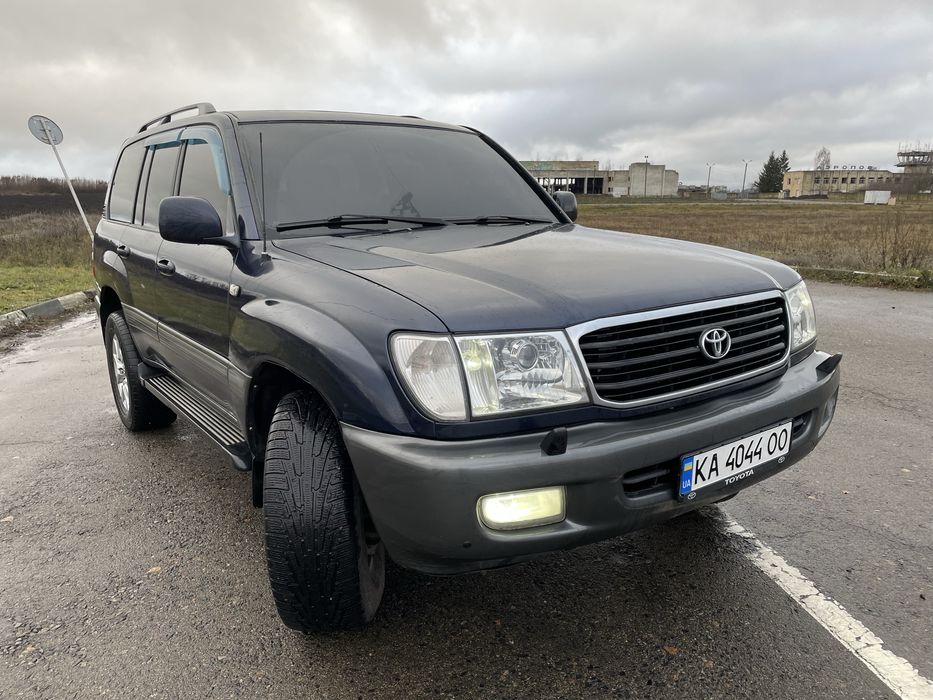 Toyota Land Cruiser 100