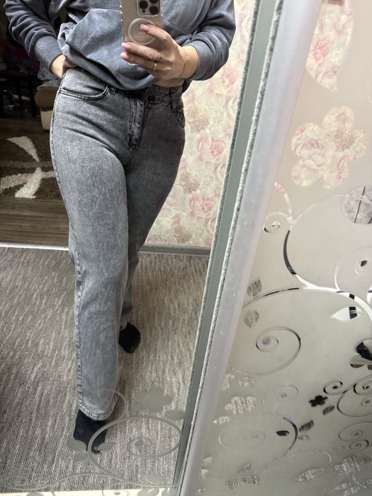 Джинси жіночі  палацо сірі р 27.
