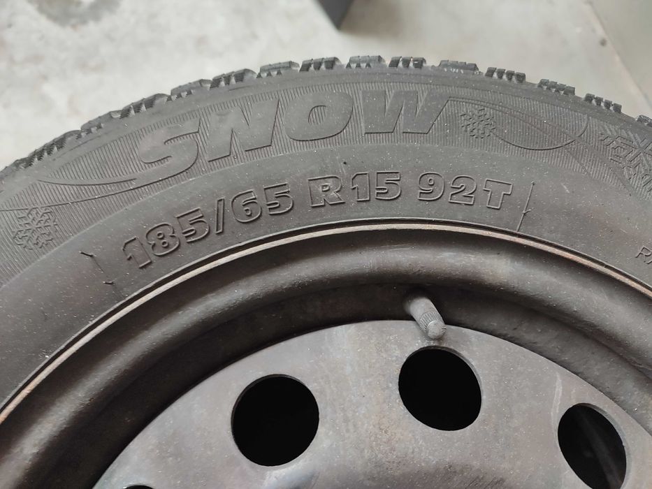 Koła Felgi stalowe z oponami 15" 4x114,3 Mitsubishi Chevrolet