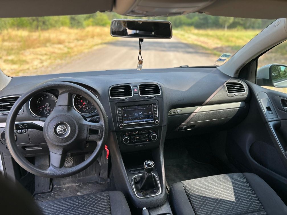 VW Golf VI 09r GT 1, 4 MPI bdb stan