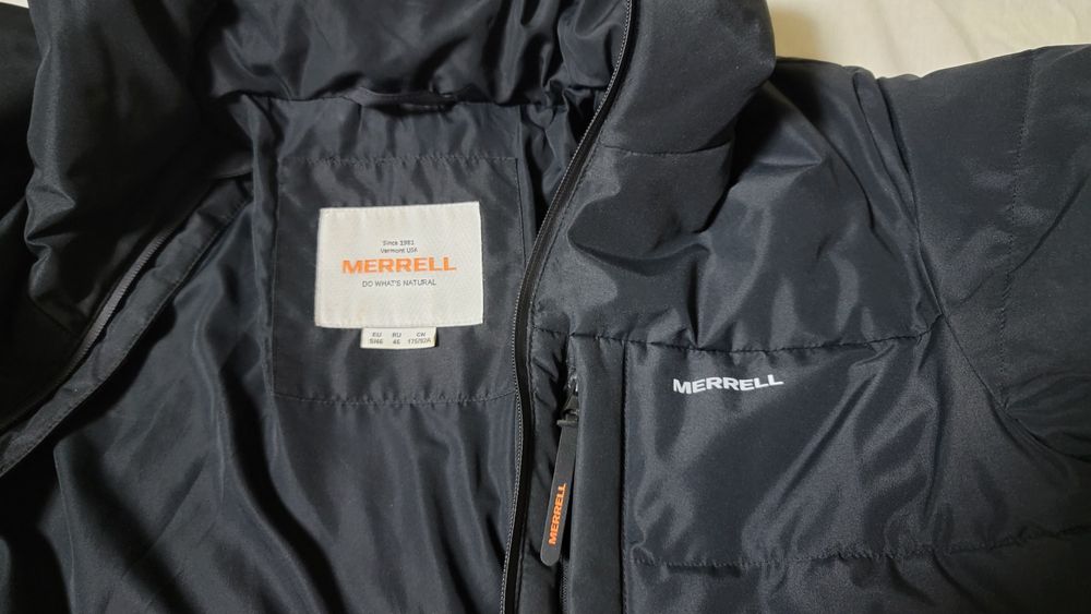зимова куртка Merrell