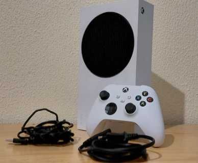 Bundle: Xbox Series S 512GB