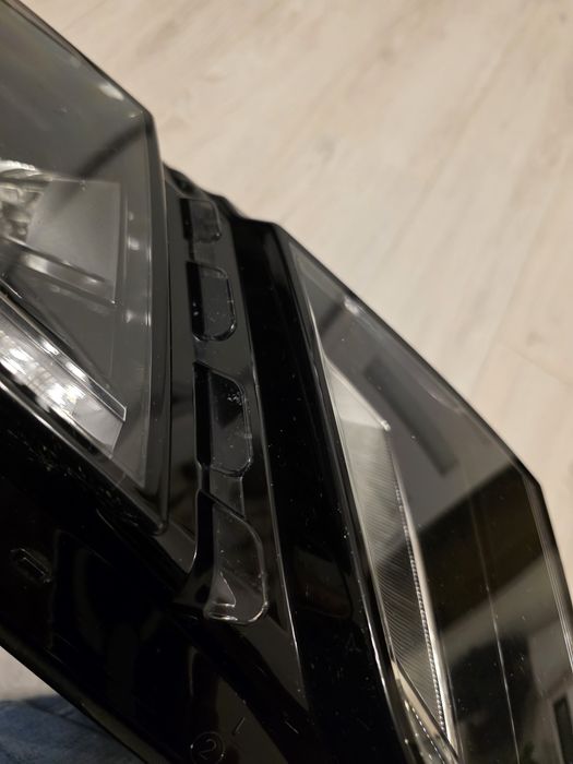 Lampa prawa Skoda Octavia 3 lift full led opis