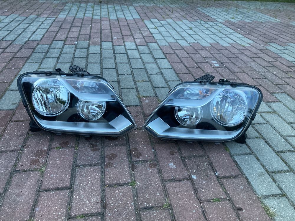 vw amarok lampy przednie lewa prawa oryg jak nowe !