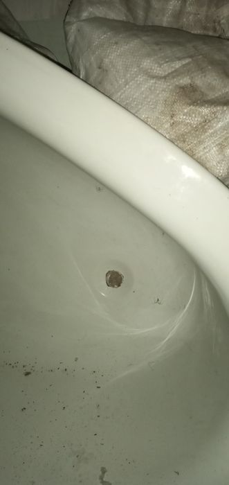 Продається акрилова ванна кутова 170×110