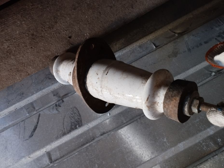 Ізолятор ИП 10/630