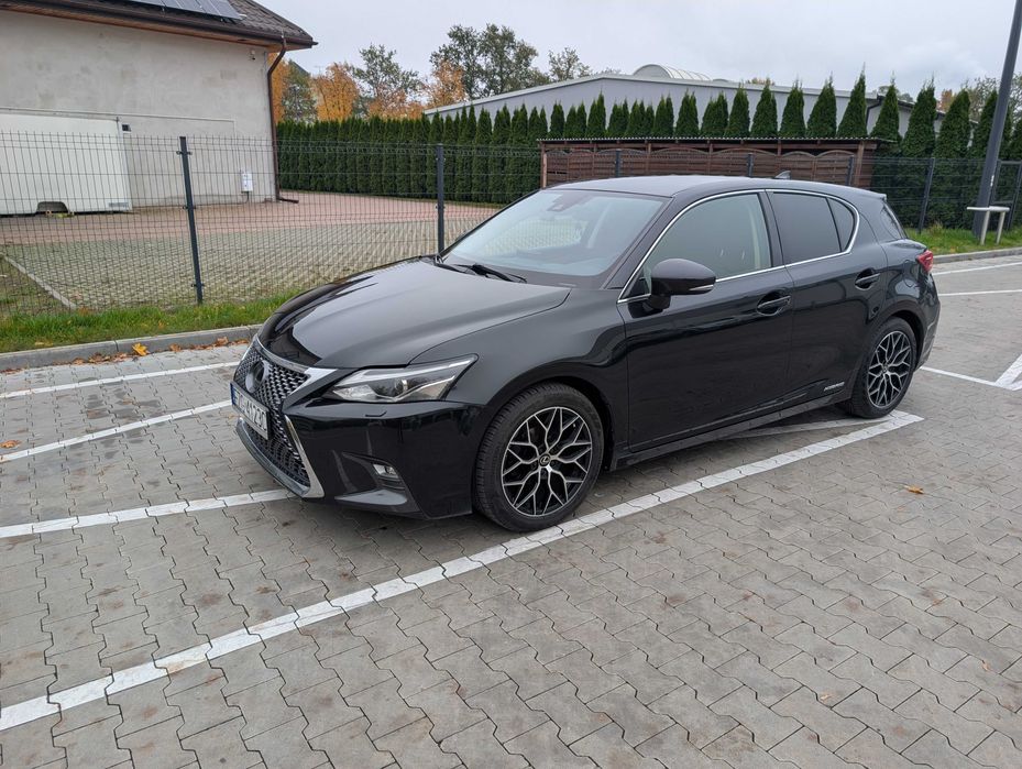 Lexus CT 200H Hybryda  1.8 Gaz