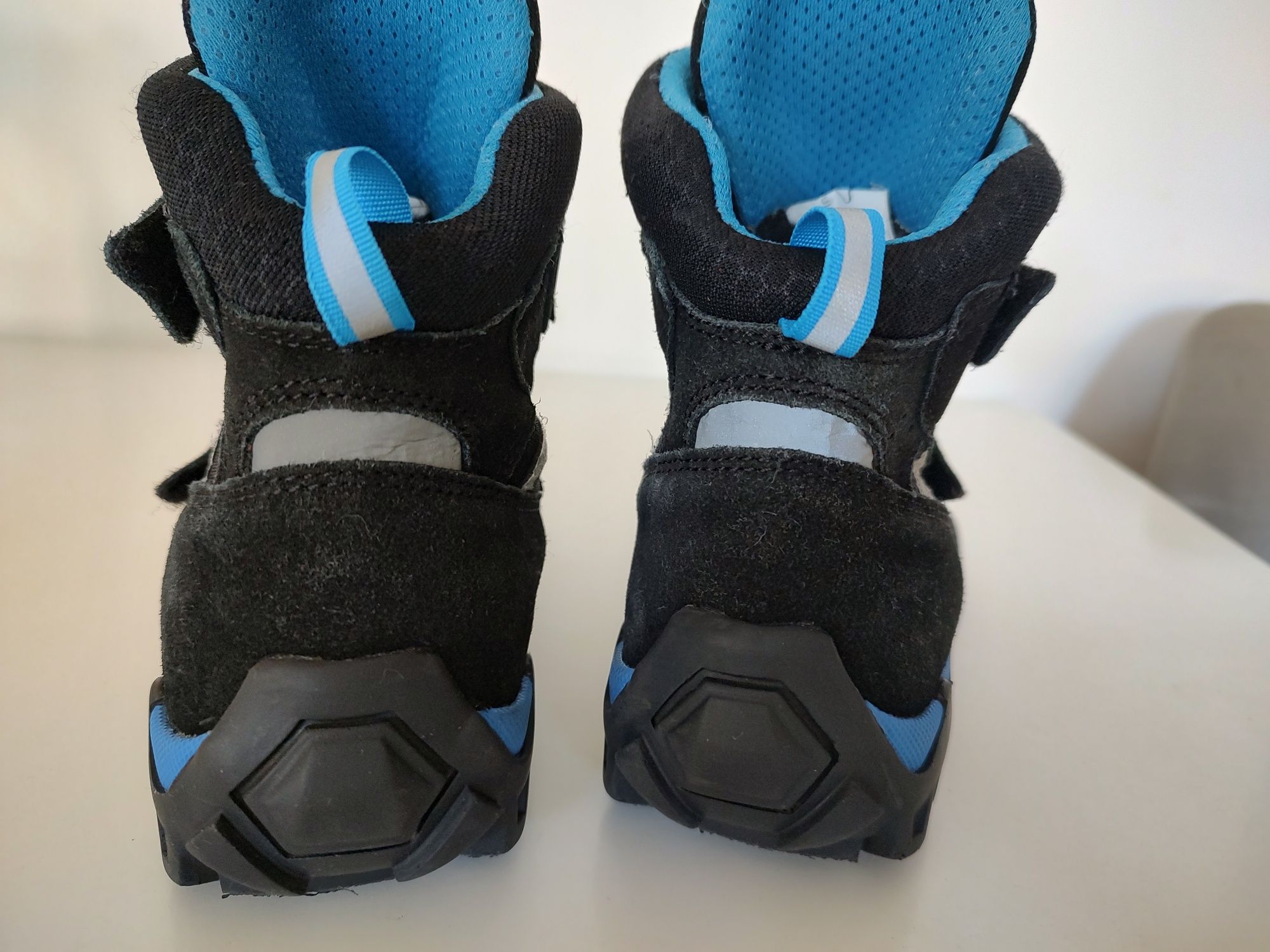 Sprzedam buty zimowe Bartek rozmiar 32