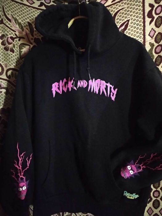 Худи М,S платья женские  молодежные 42 - 46р