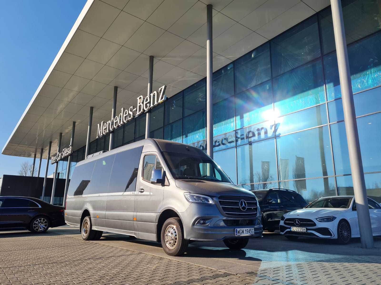 wynajem luksusowych autokarów i busów Bydgoszcz 8,16,23,32,34,50,55-os