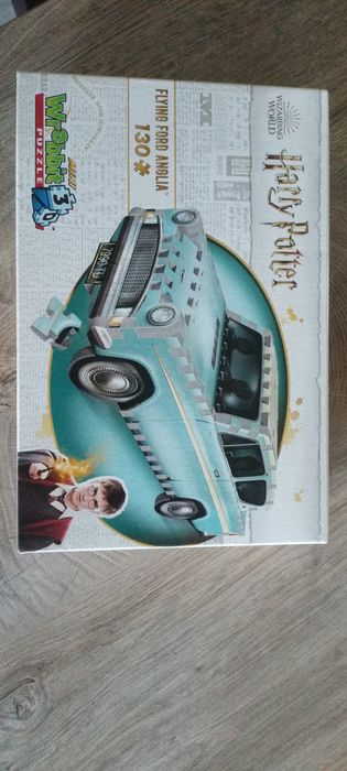 Puzzle Harry Potter Flting Ford Anglia 130 elementow