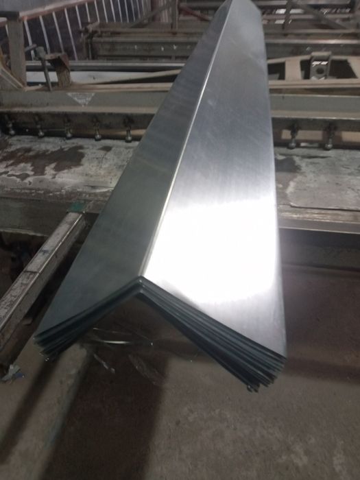 Конек кровельный 200×200мм  200 грн.шт