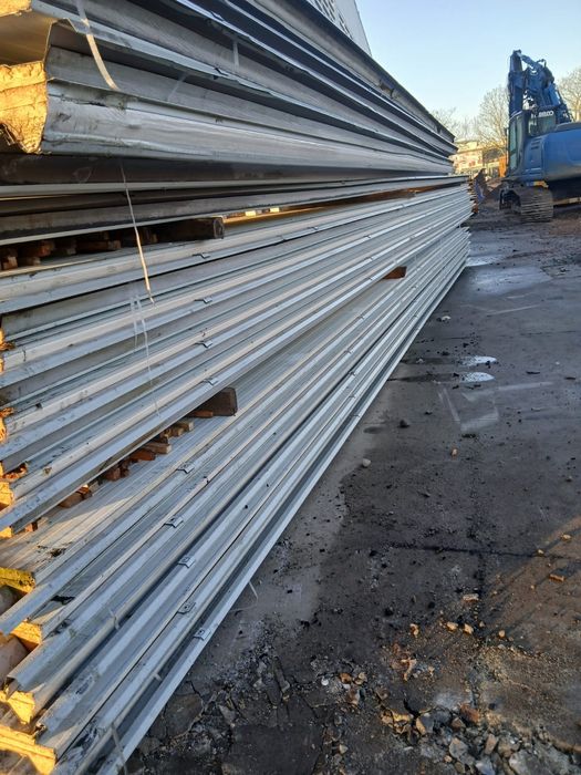 Płyta warstwowa dachowa  gr 40mm mm  dł 925cm  777m2