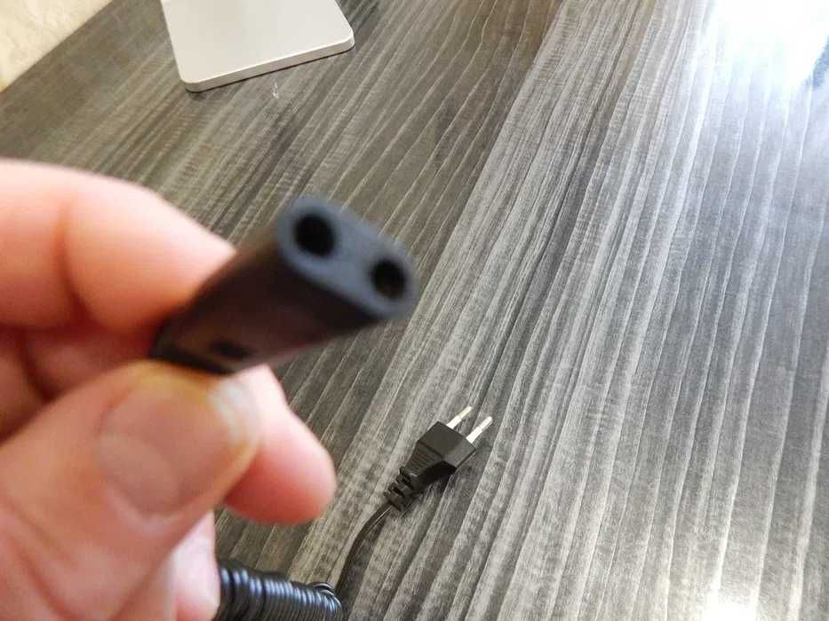 Сетевой кабель питания