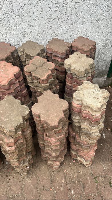 Kostka brukowa koniczynka z rozbiorki