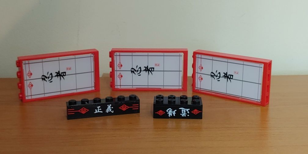 Elementy lego z zestawu 2507 i 2504 ninjago