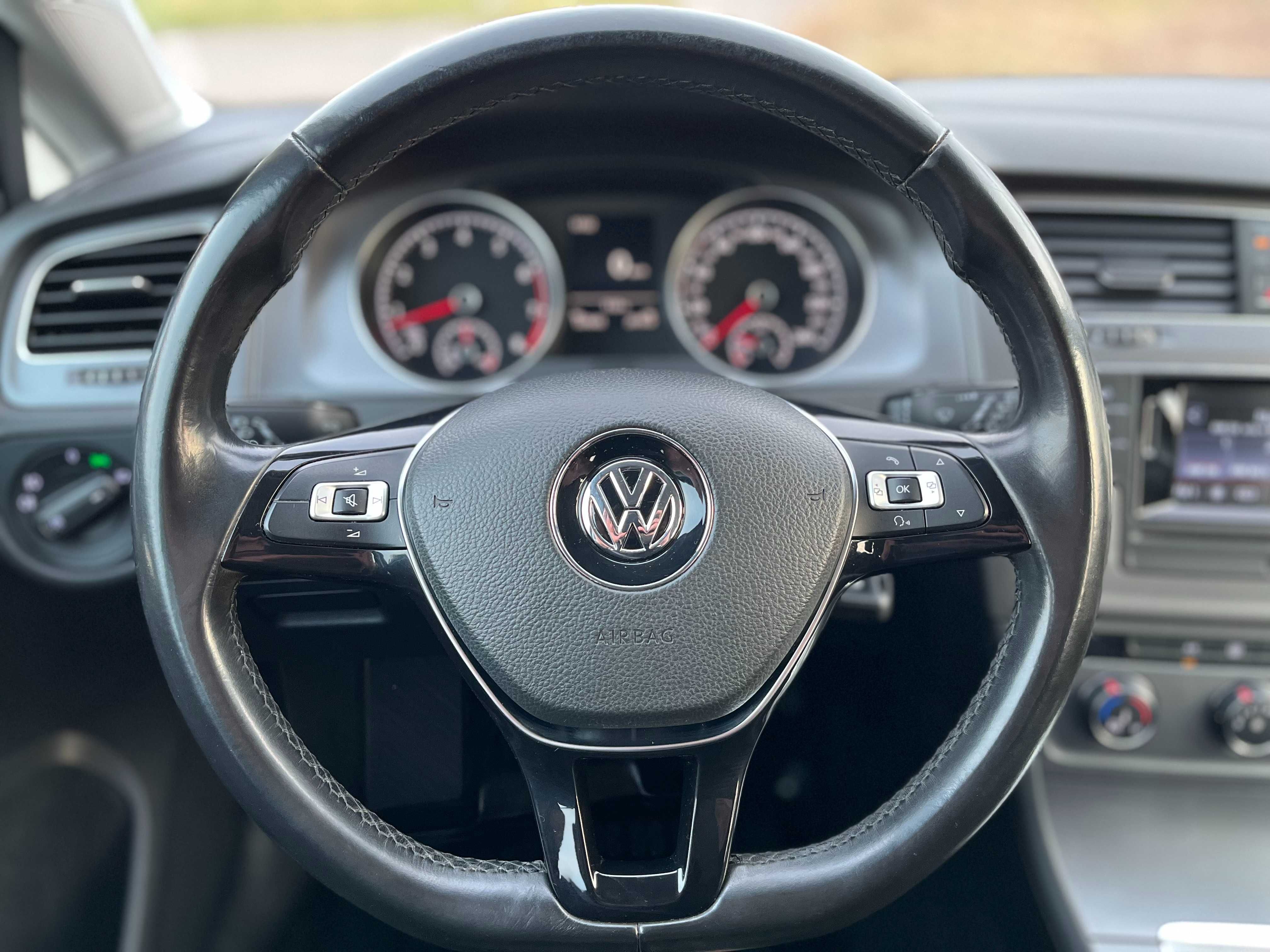 Volkswagen Golf 1.2 TFSI