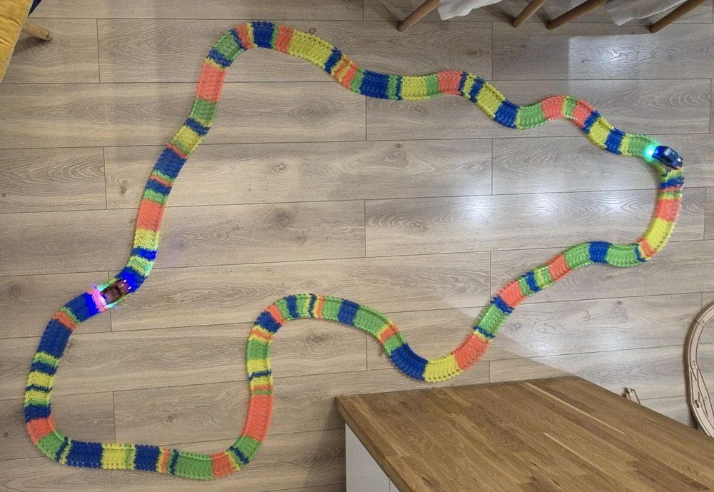 Tor samochodowy świecący Glow Tracks