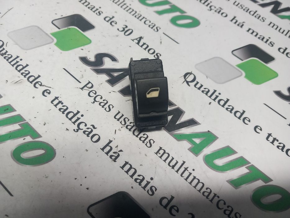 Comando / botão / interruptor vidros frente esquerdo PEUGEOT Partner I