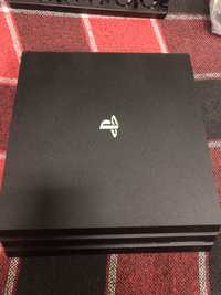 Продам PlayStation 4PRO 1Tb