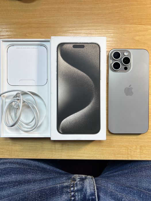 Продам iPhone 15 Pro Max 512Gb AKБ 86%