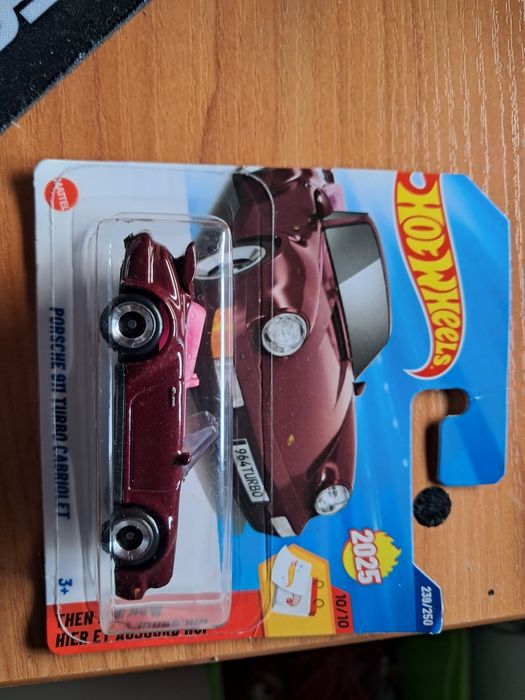 Porsche 911 turbo cabriolet hot wheels