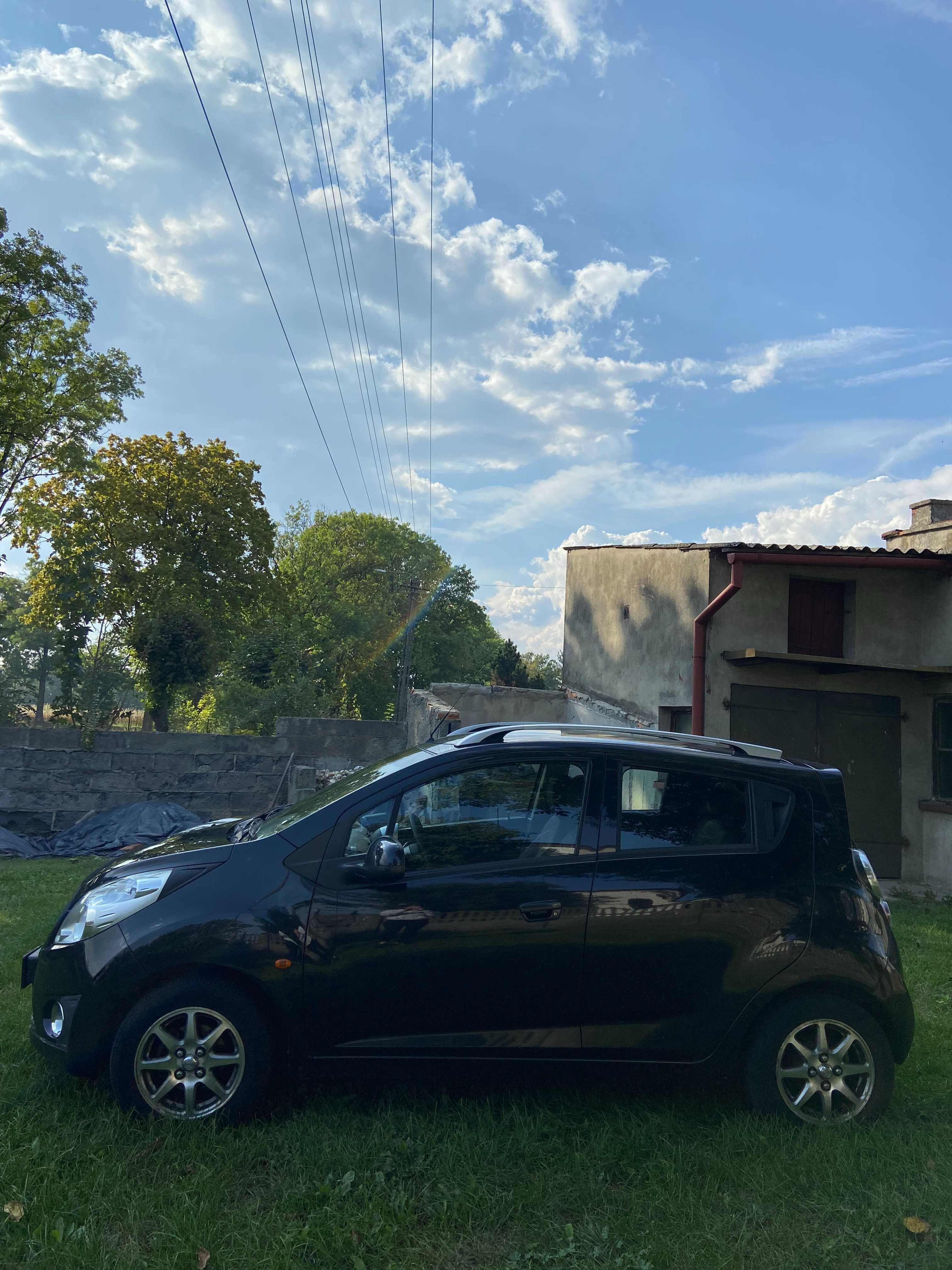 Sprzedam Chevrolet Spark bezwypadkowy 2010r. +komplet opon zimowych