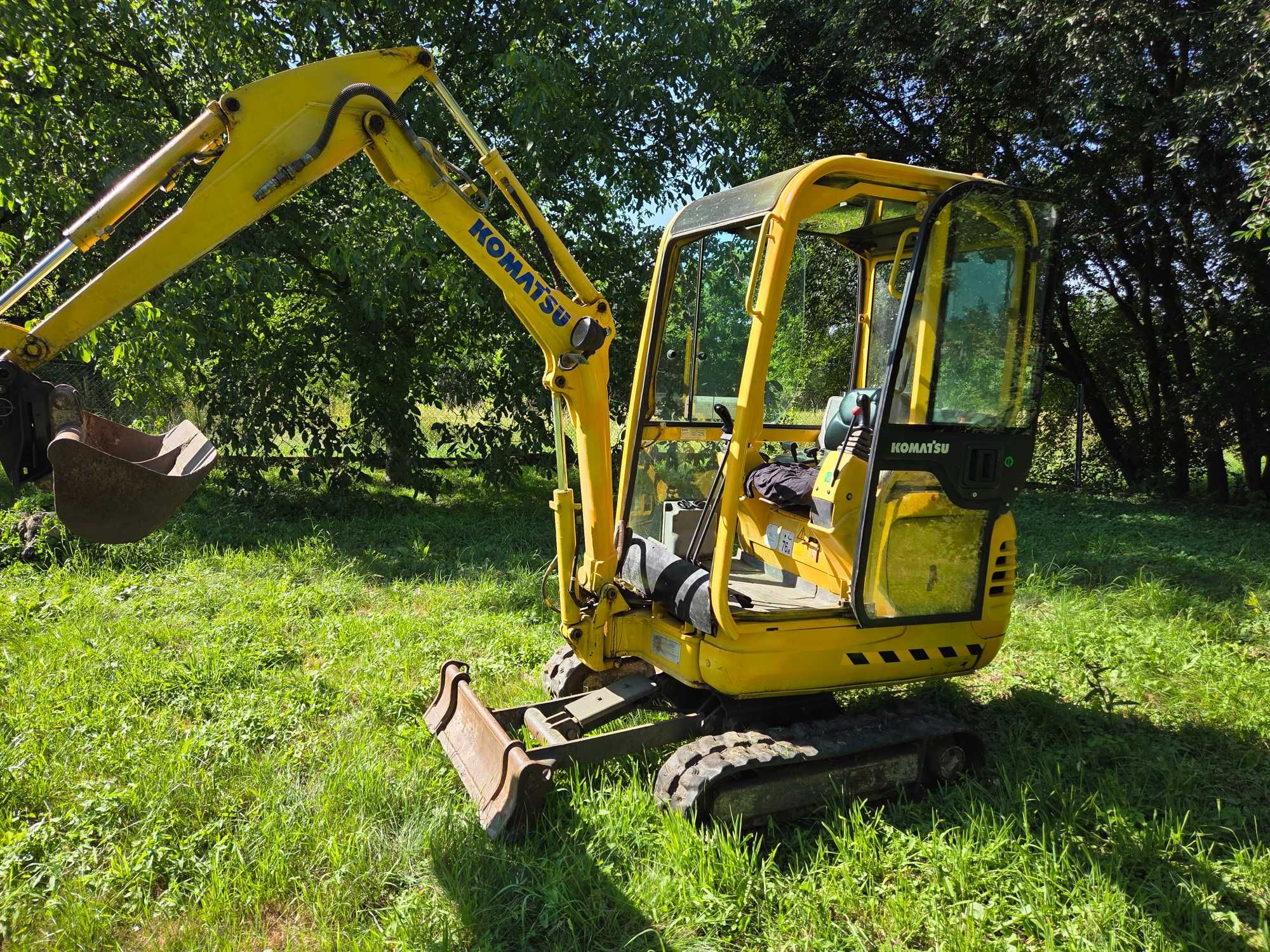 Minikoparka Komatsu PC 15R-8 - brutto