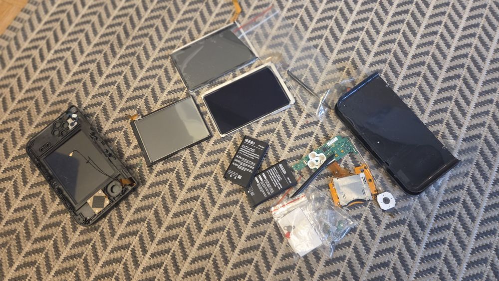 New Nintendo 3DS XL +256gb sd | przerobiona | części zamienne i