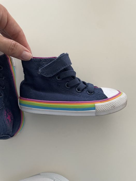 Sapatilhas All Star tamanho 22