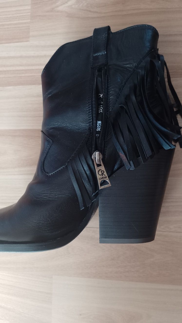 Nowe botki Carini 39