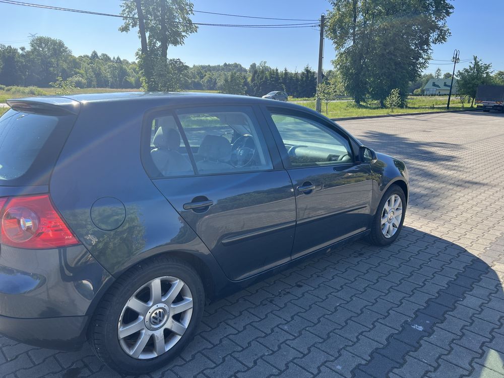 VW  GOLF  5     1.6