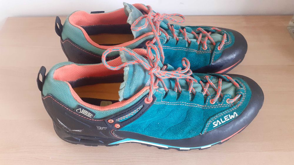 piękne damskie buty trekkingowe ze skóry Salewa R 40