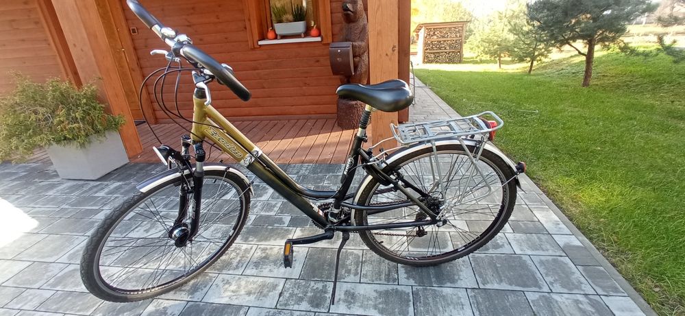 Rowek trekkingowy 28  Deore alu bdb stan.