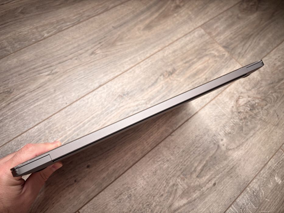 MacBook Pro 16'' 2019 A2141 (i7/32/512)