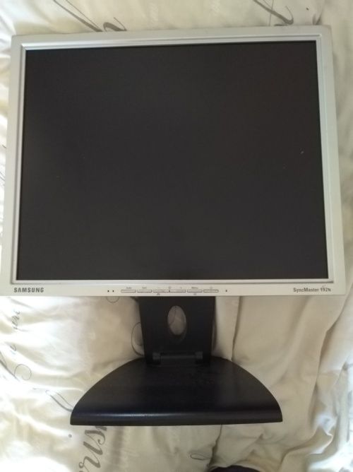 монитор Samsung SyncMaster 192N - TFT LCD monitor - 19"
