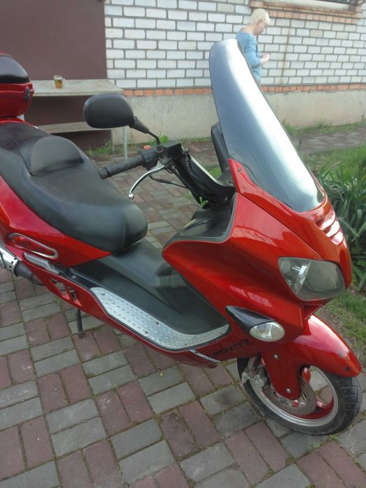 Скутер Вайпер Торнадо 150