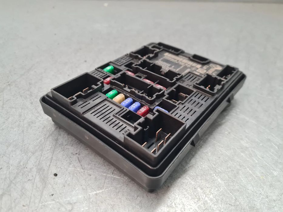 Caixa fusíveis / SAM / BSI DACIA Sandero III