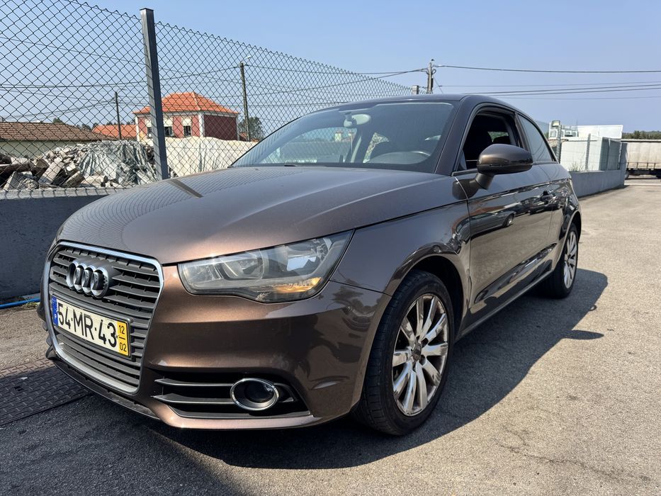 Audi A1 1.6TDi 90CV Attraction