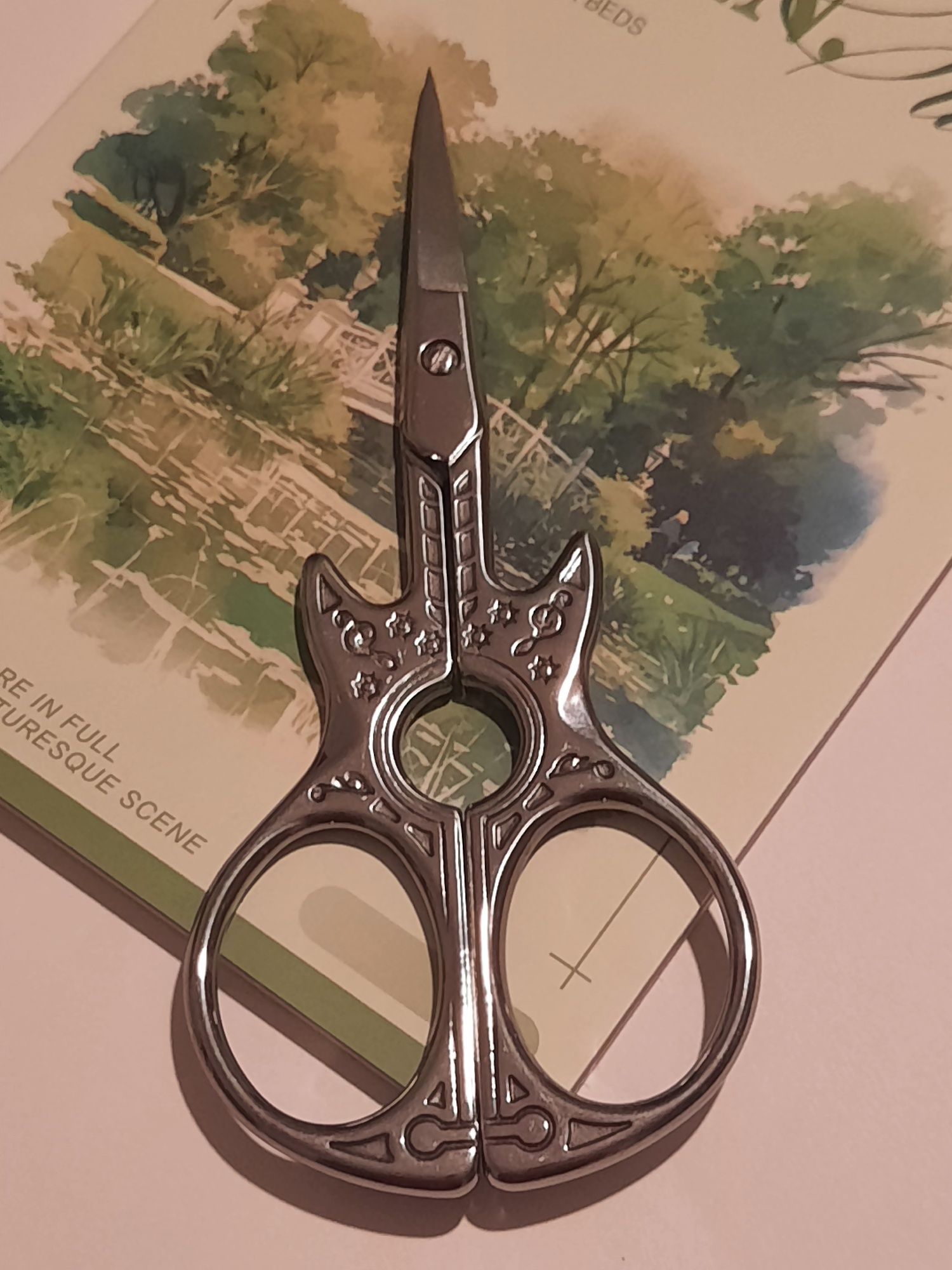Tesoura Artesanal Vintage - Scrapbooking