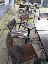 Meble ogrodowe krzesła i stoły