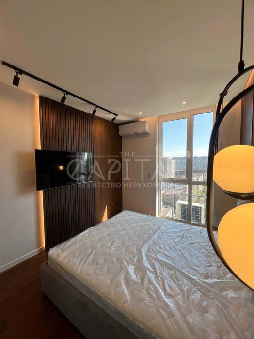 Продаж квартири, вул. Салютна, ЖК Файна Таун, Шевченківський р-н