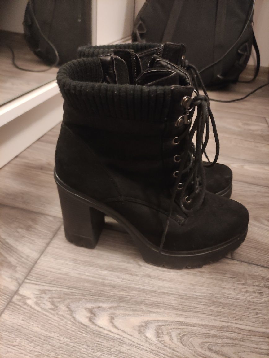 Buty botki czarne
