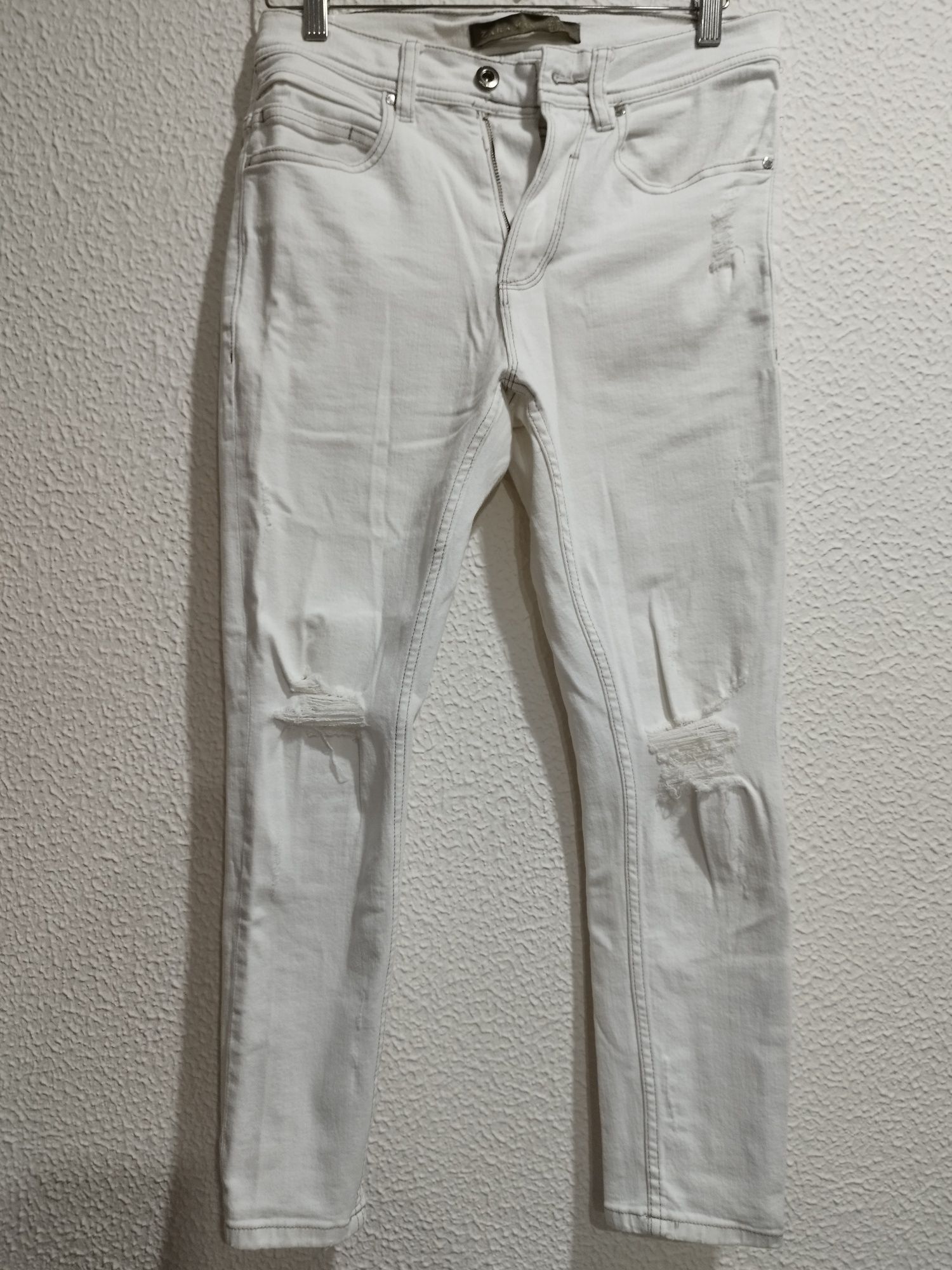 Calças 34, 36, 40