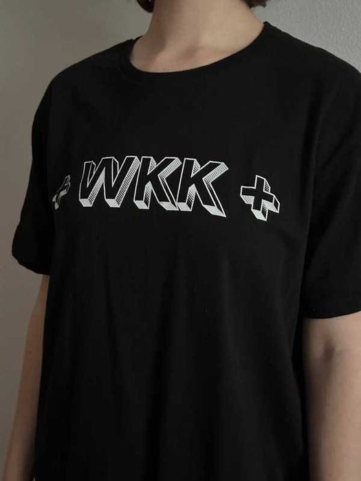 Waluś kraksa kryzys WKK napis merch koszulka