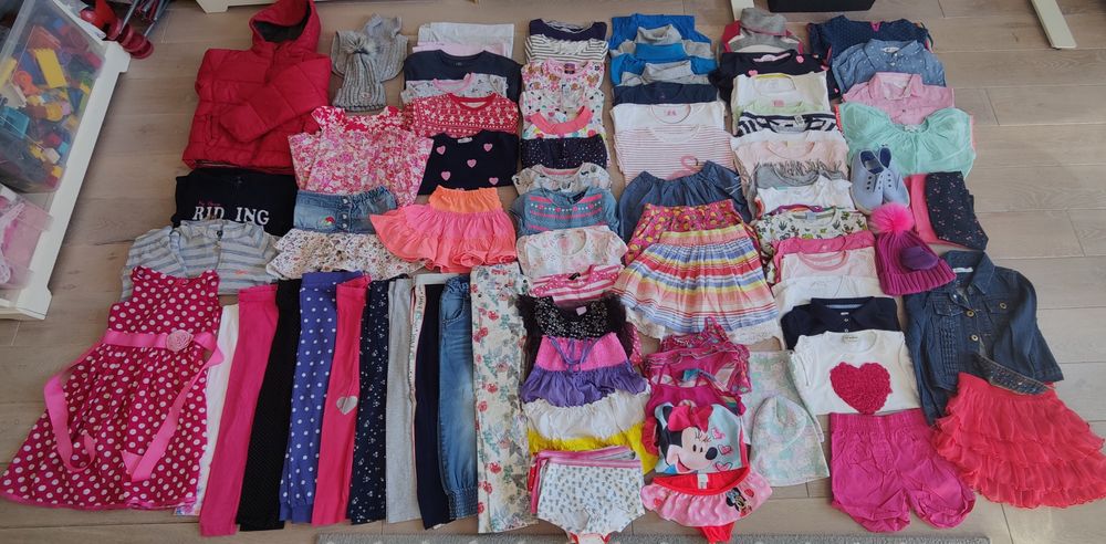 Mega paka zestaw ubrań 110/116 4-6 lat sukienki spodnice bluzki kurtka