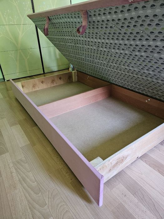 Продам диван Прованс