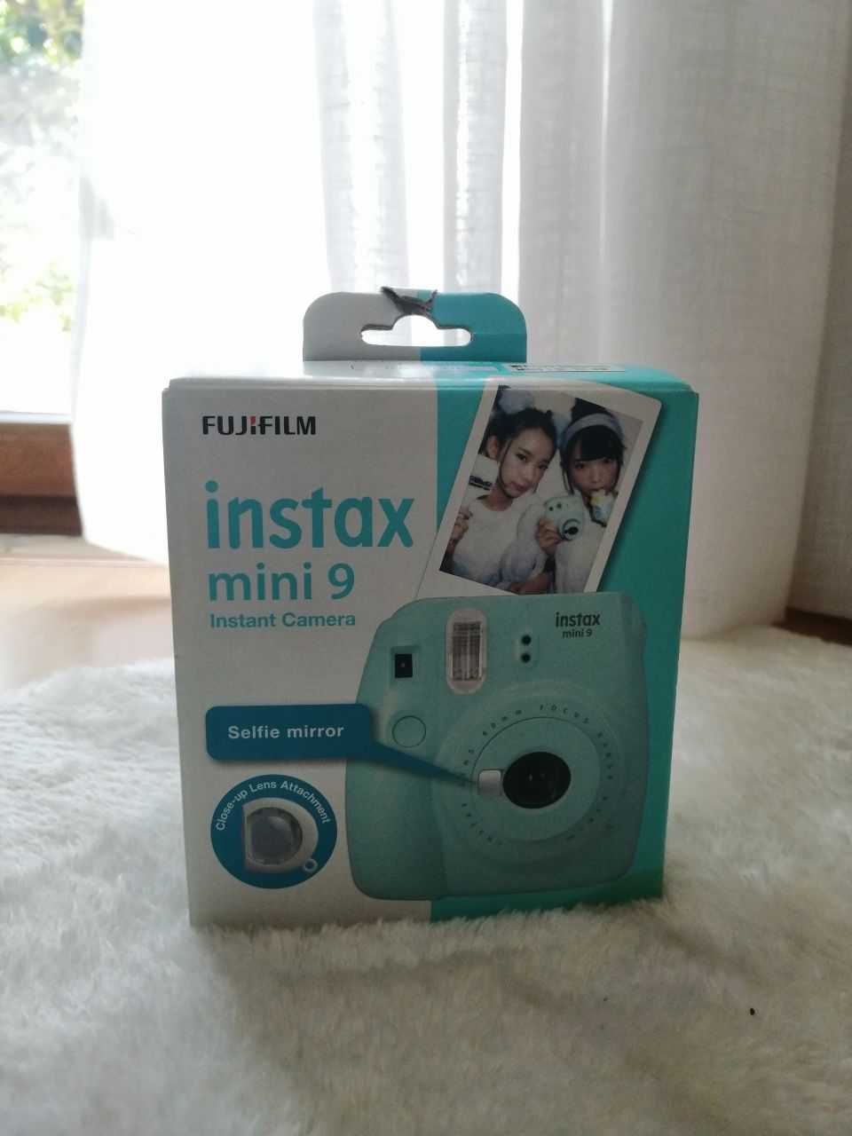 Câmara instantânea Fujifilm Instax Mini 9